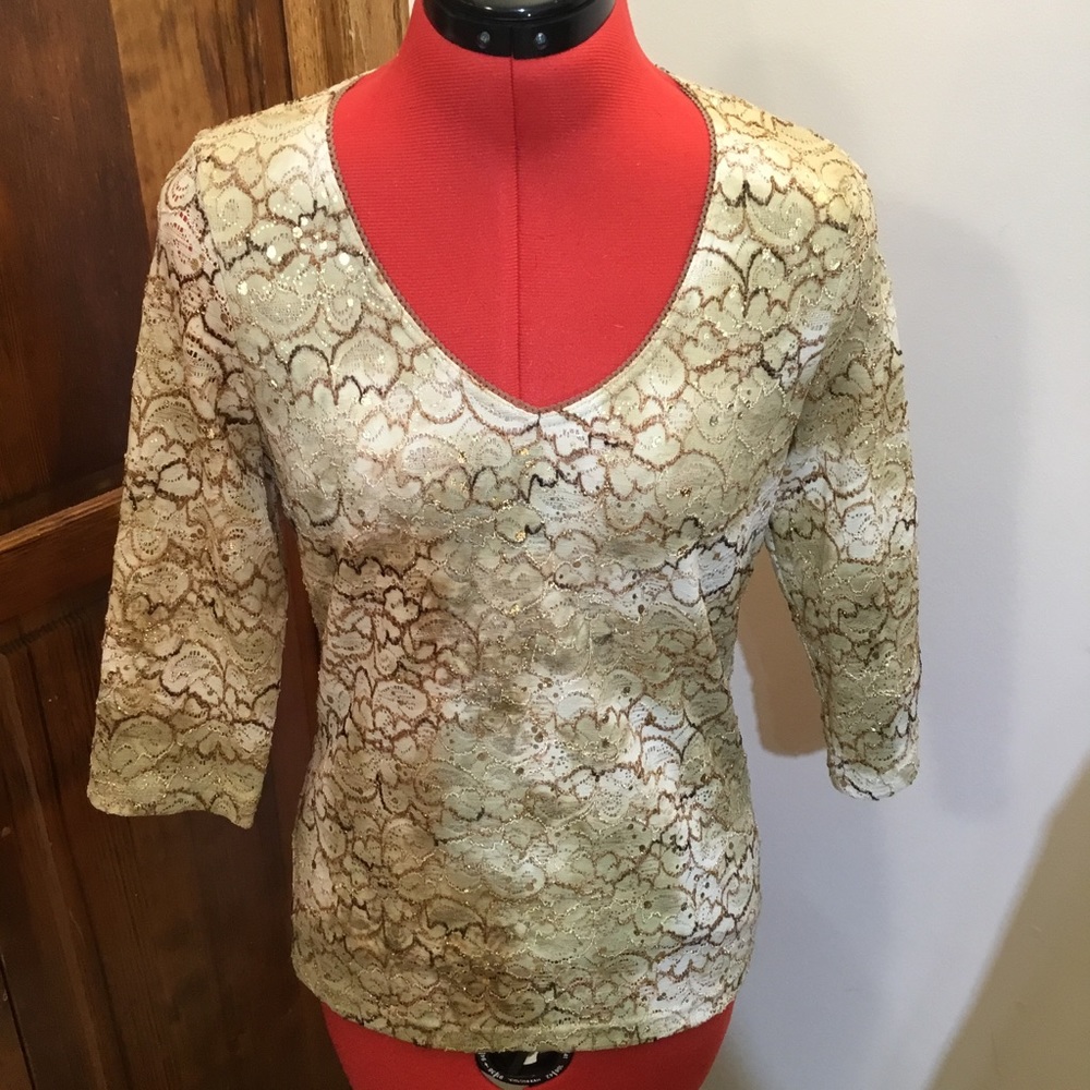 Tribal blouse size S, raised pattern with gold fleck embellishment, stretch,